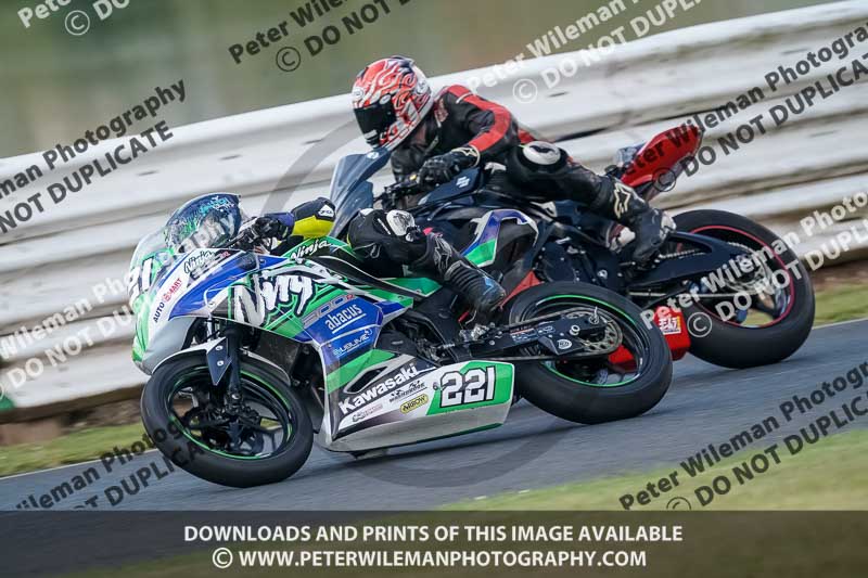 enduro digital images;event digital images;eventdigitalimages;mallory park;mallory park photographs;mallory park trackday;mallory park trackday photographs;no limits trackdays;peter wileman photography;racing digital images;trackday digital images;trackday photos